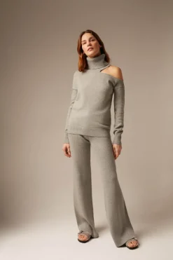 CULT MIA ABBIE CASHMERE SWEATER IN