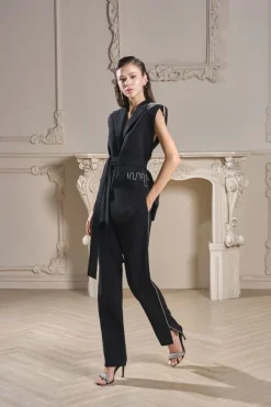 CULT MIA ALIVIA TEXTURE SLEEVELESS BLAZER AND PANTS SET