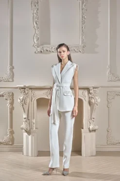 CULT MIA ALIVIA TEXTURE SLEEVELESS BLAZER AND PANTS SET