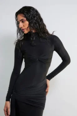 CULT MIA ALYSON FITTED GOWN
