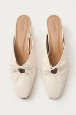 CULT MIA AMAR LEATHER MULES IN CREAM