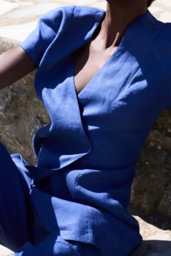CULT MIA ANIKA STRUCTURED BLAZER