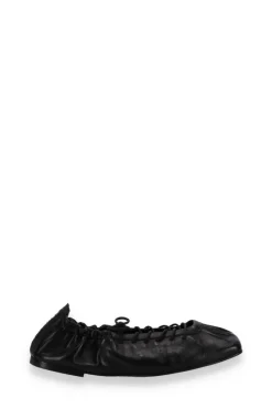 CULT MIA AURELINE LEATHER BALLET FLATS IN BLACK