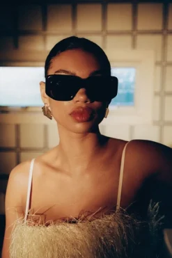 CULT MIA AMON OVERSIZED SUNGLASSES