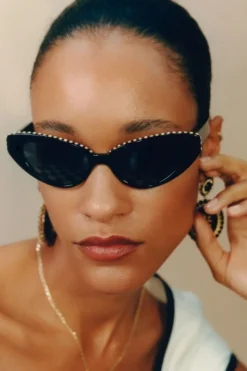 CULT MIA BLACK RHINESTONE DAMBA CATEYE SUNGLASSES