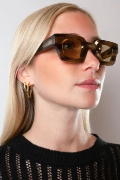 CULT MIA BROWN CORREOS SMOKED WOOD SUNGLASSES