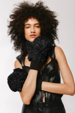 CULT MIA FUZZY MITTS IN