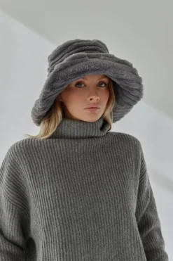 CULT MIA FAUX-FUR BUCKET HAT