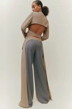 CULT MIA PAKAGE CUTOUT BAZER
