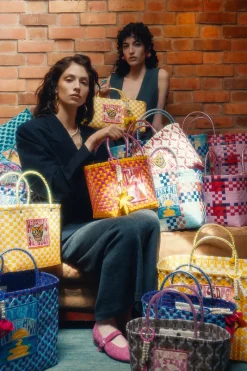 CULT MIA SUNNY ZUNCHO MEDIUM TOTE BAG