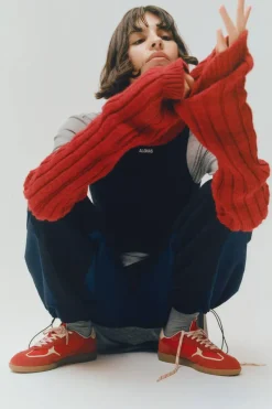 CULT MIA TB.490 SNEAKERS IN SHEEN RED