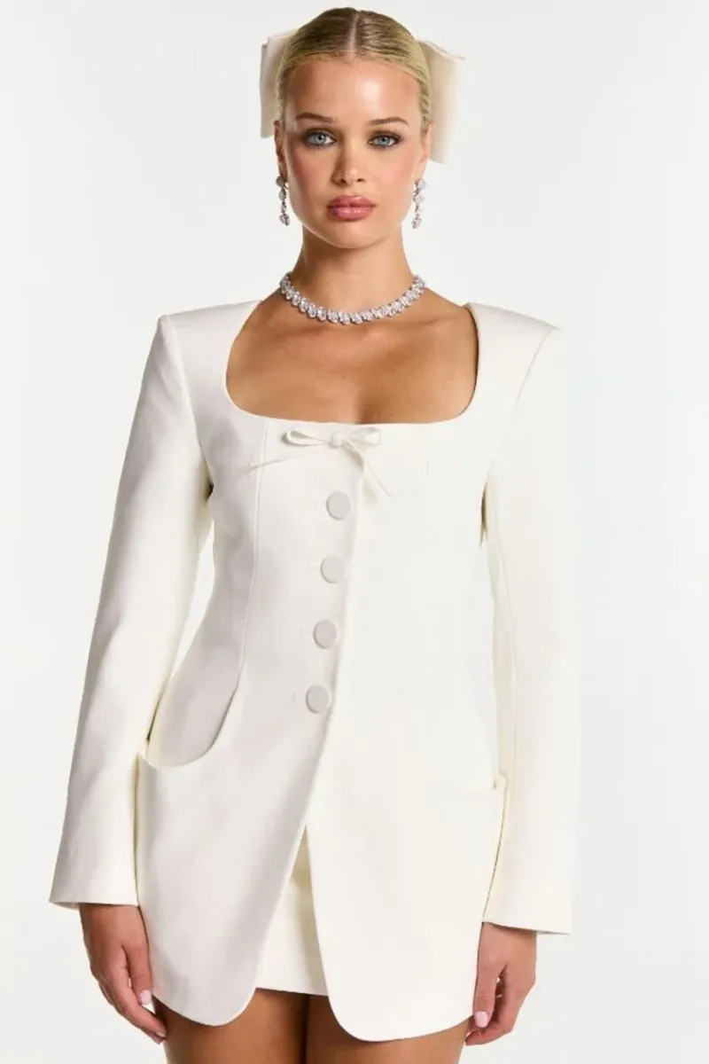 CULT MIA TIFFANI BLAZER IN